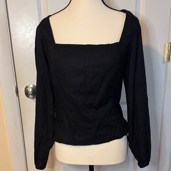 GAP Tops - NEW Gap women's square neck peasant top linen blend Black size Med tie backing